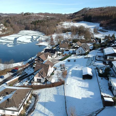 Exklusive Ferienwohnung 'Agger-Blick' Mit Grosser Seeblick-Terrasse & Sauna Gummersbach Kültér fotó