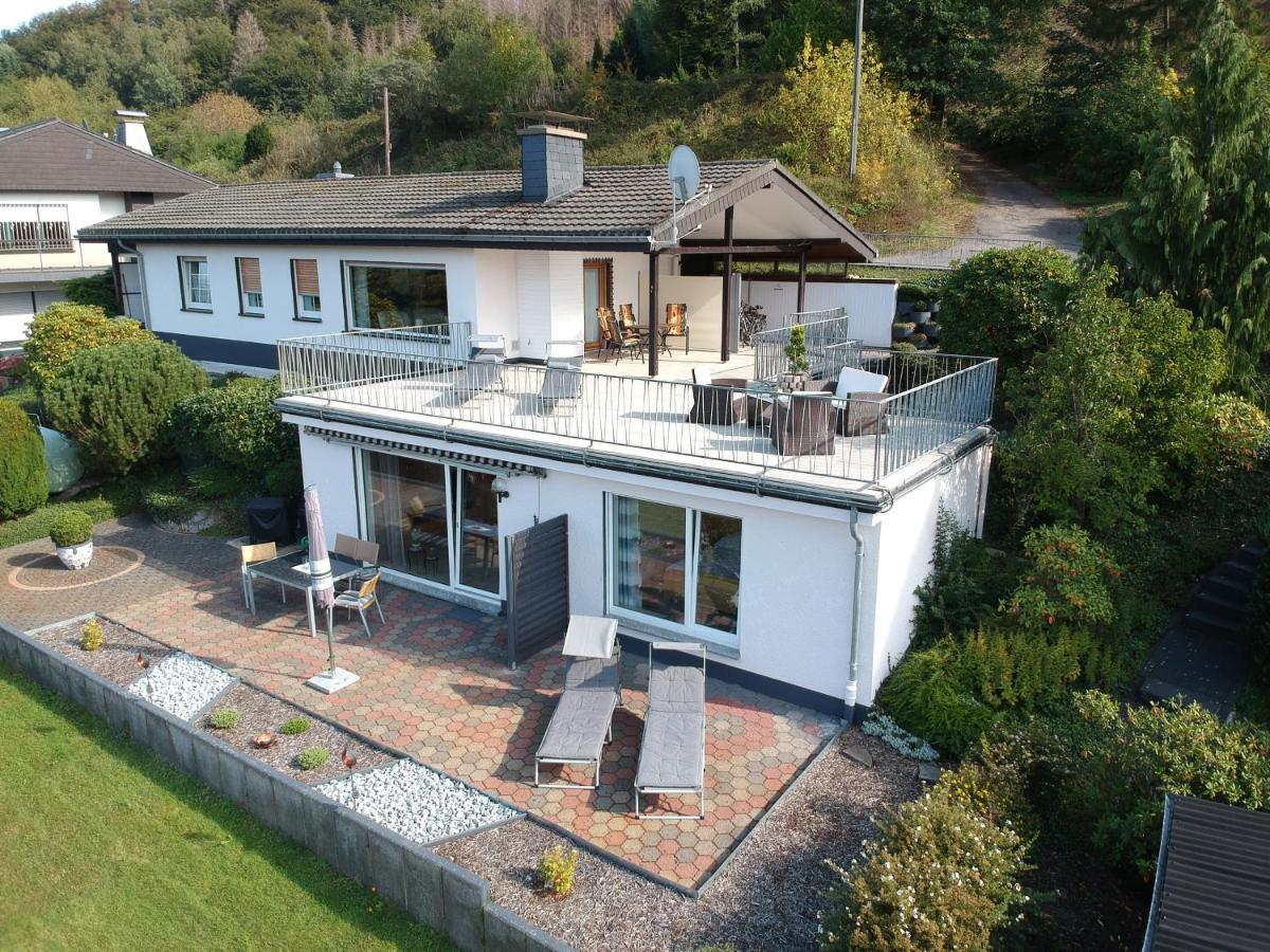 Exklusive Ferienwohnung 'Agger-Blick' Mit Grosser Seeblick-Terrasse & Sauna Gummersbach Kültér fotó