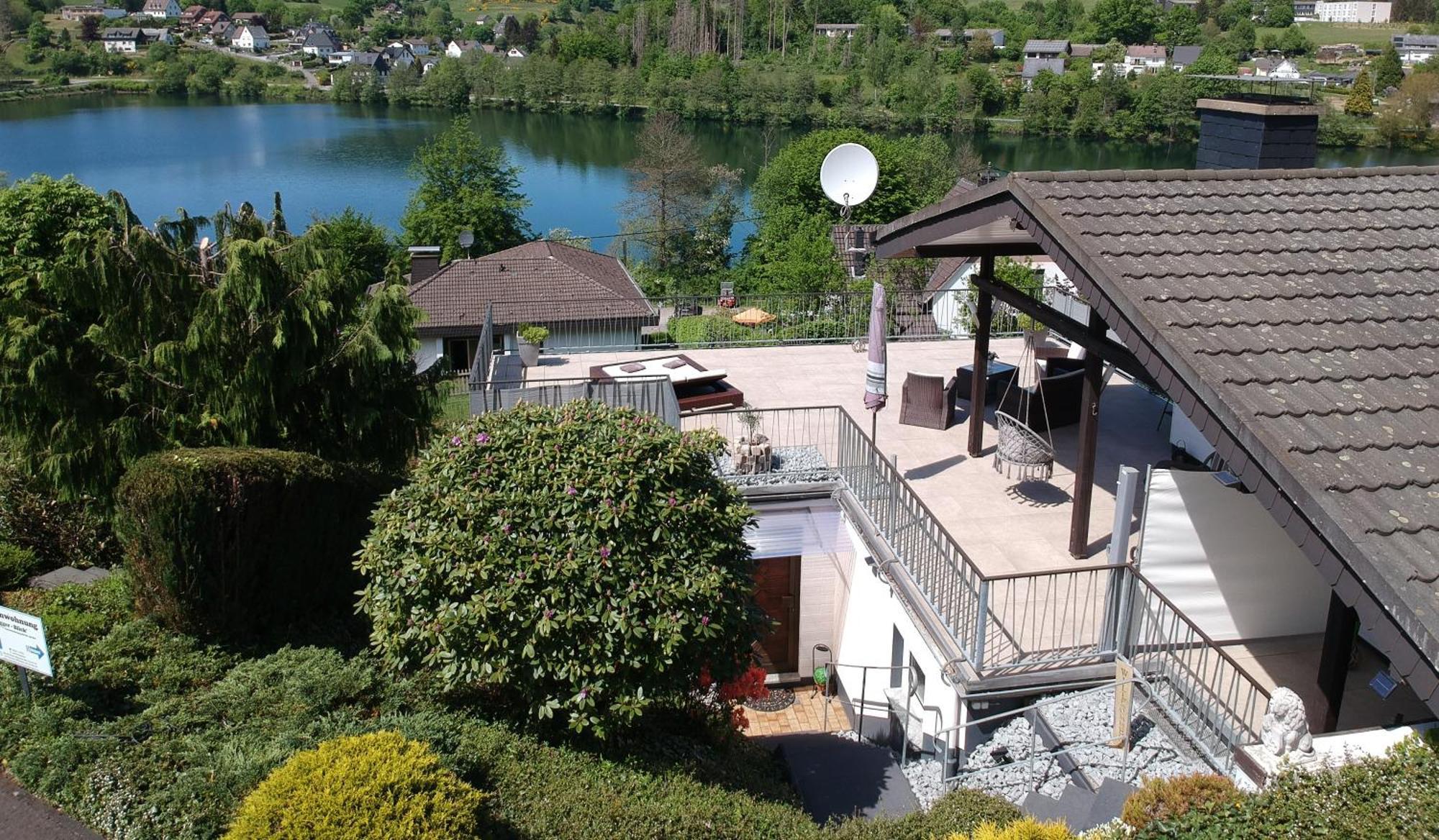 Exklusive Ferienwohnung 'Agger-Blick' Mit Grosser Seeblick-Terrasse & Sauna Gummersbach Kültér fotó